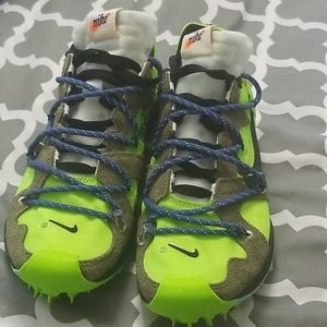 Off white Nike Zoom Terra Kiger 5